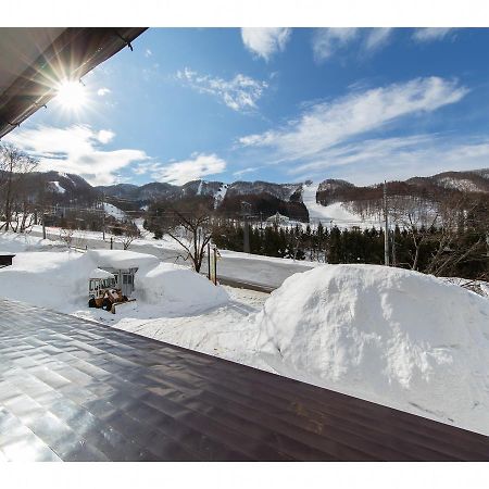 Lodge Uenohara Yamanoie ميناكامي المظهر الخارجي الصورة