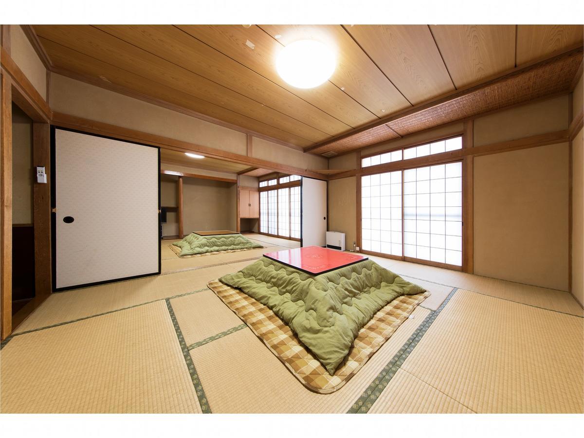 Lodge Uenohara Yamanoie ميناكامي المظهر الخارجي الصورة