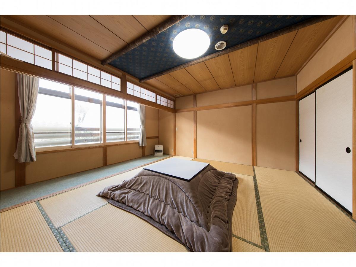 Lodge Uenohara Yamanoie ميناكامي المظهر الخارجي الصورة